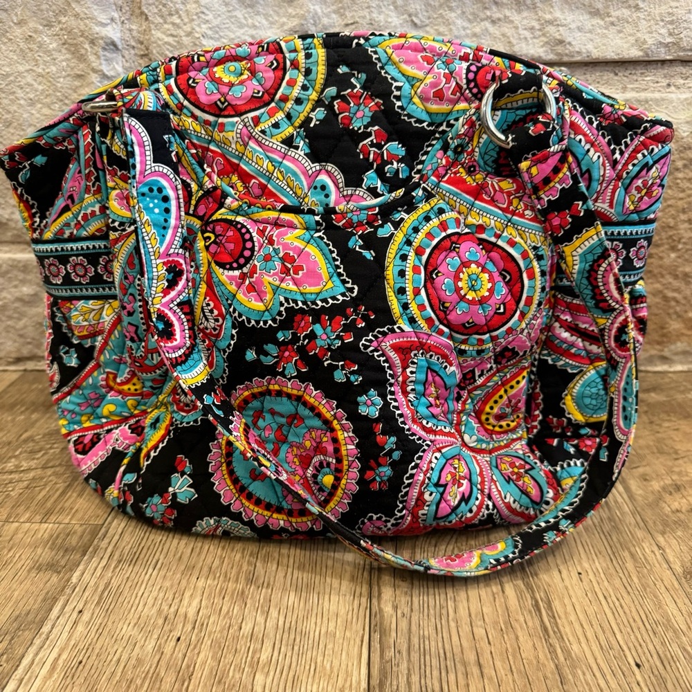 Vera Bradley Bag, great condition! Paisley print - Picture 2 of 7